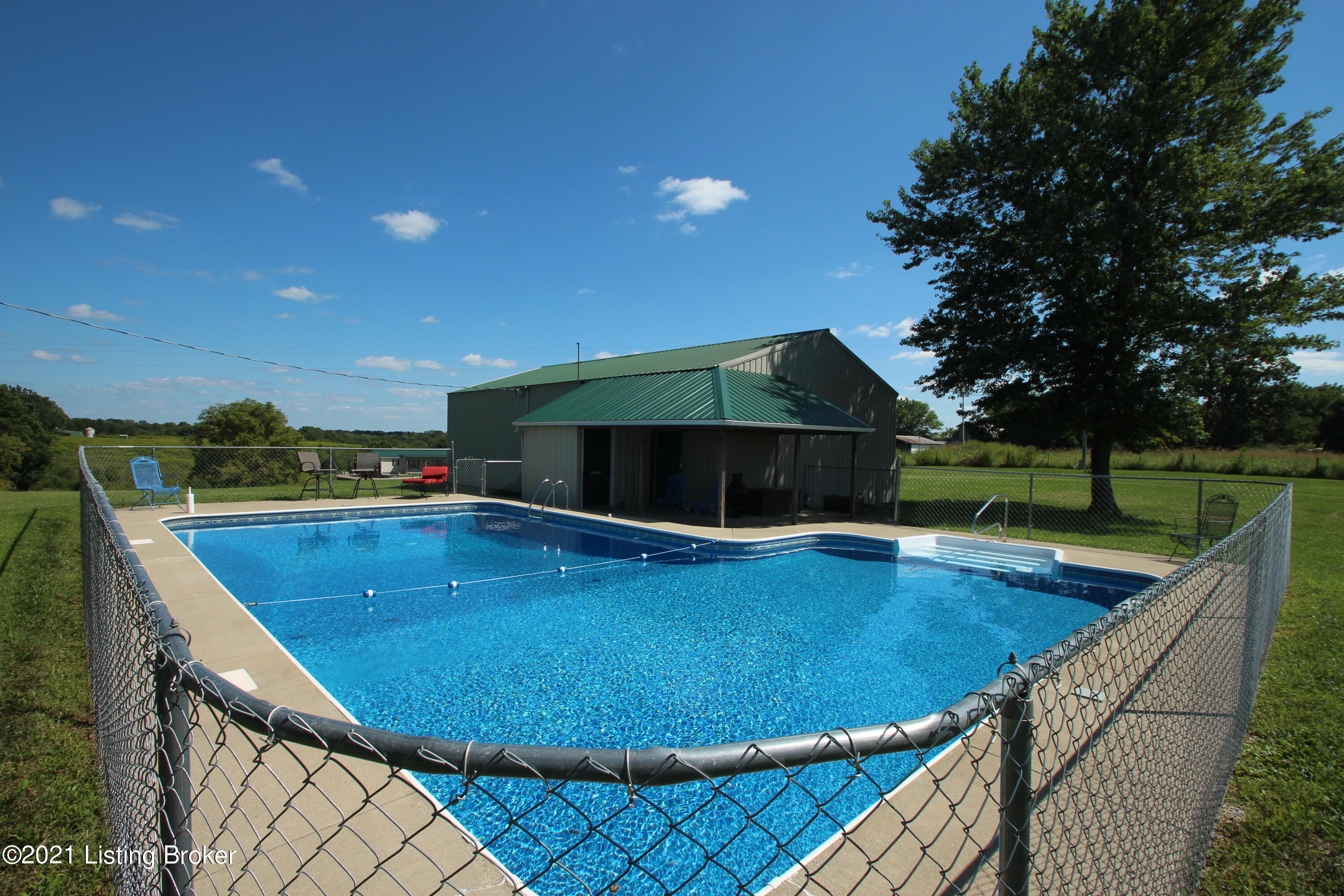 6175 Bethlehem Road Pleasureville, KY 40057 - Photo 29 of 106 IMG_9073