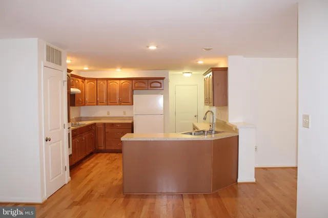 $2,400 | 30271 Stonewall Drive, Locust Grove, VA 22508