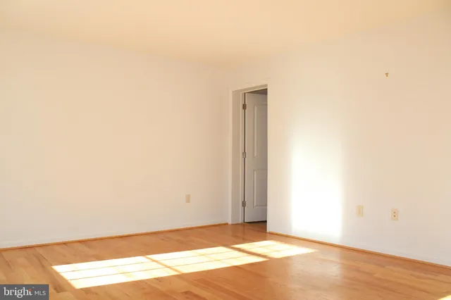 $2,400 | 30271 Stonewall Drive, Locust Grove, VA 22508