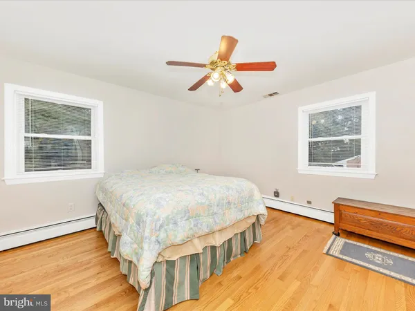 $638,000 | 26714 Howard Chapel Drive, Damascus, MD 20872