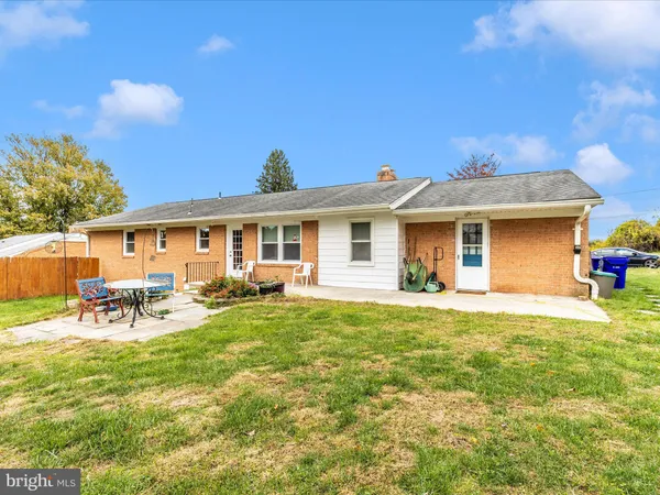$638,000 | 26714 Howard Chapel Drive, Damascus, MD 20872
