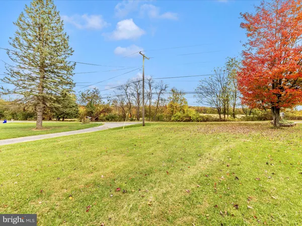 $638,000 | 26714 Howard Chapel Drive, Damascus, MD 20872