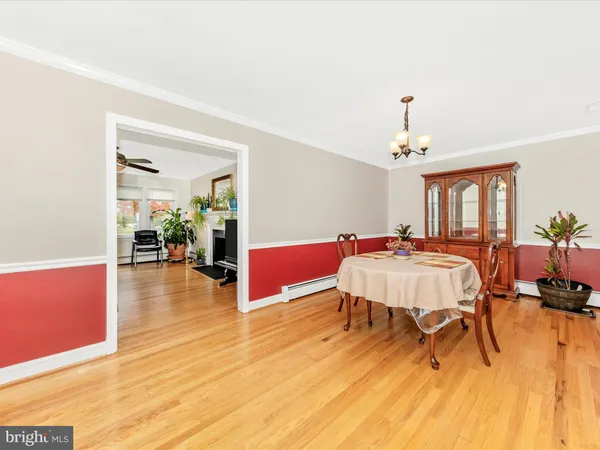 $638,000 | 26714 Howard Chapel Drive, Damascus, MD 20872