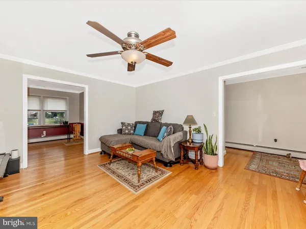 $638,000 | 26714 Howard Chapel Drive, Damascus, MD 20872