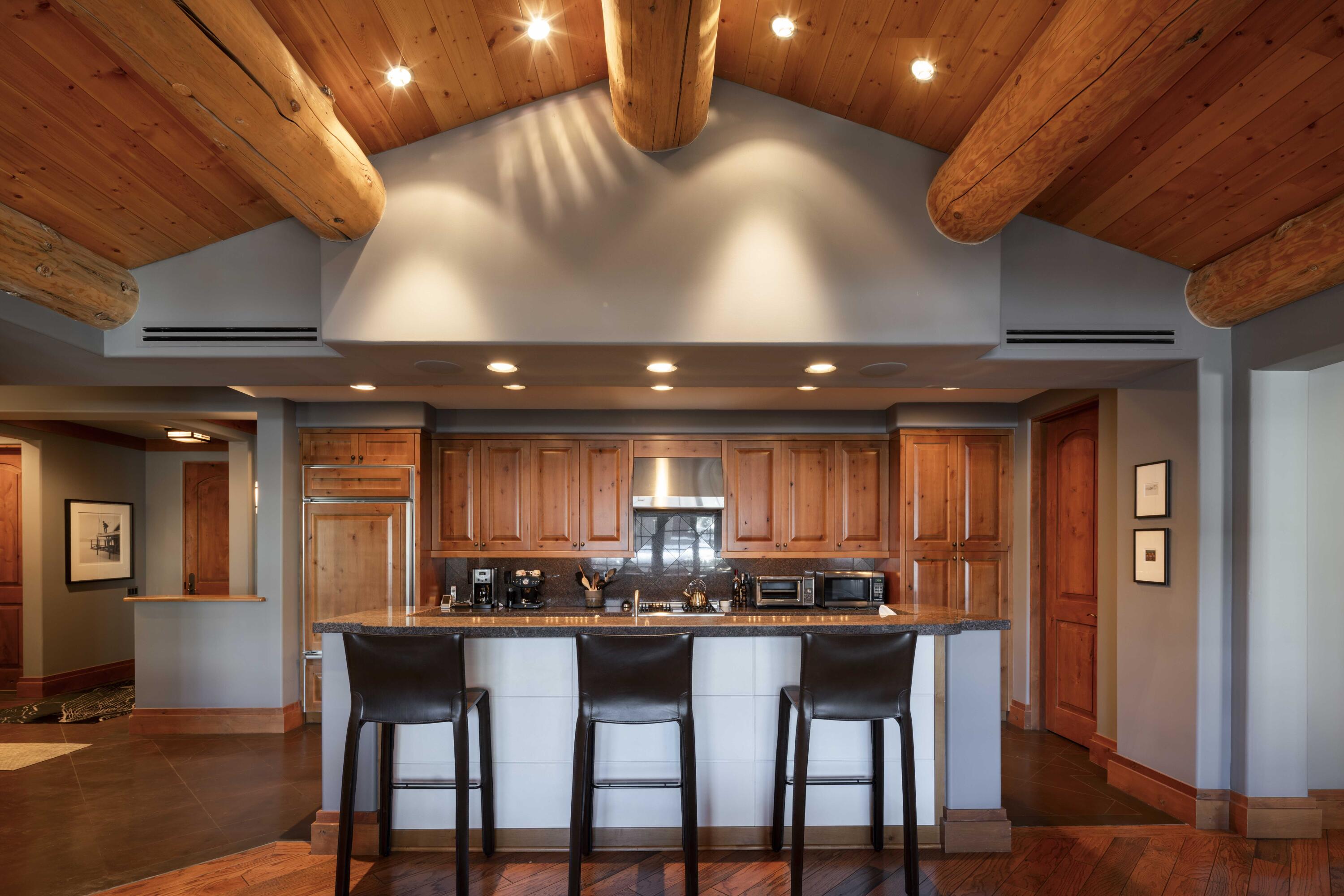 215 Raven Road, Unit B110 Ketchum, ID 83340 - Photo 6 of 19 untitled-100-2-Edit