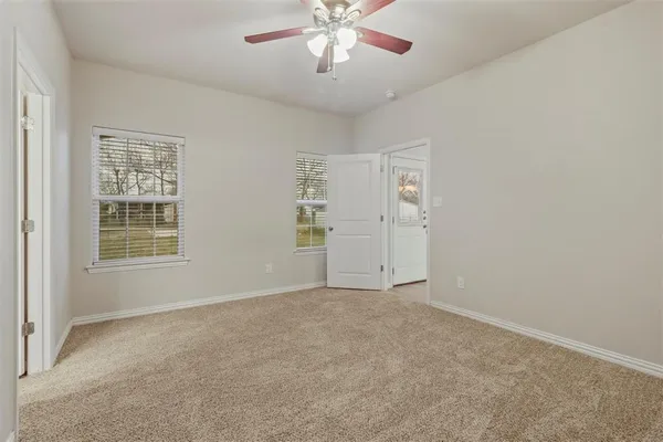 $1,500 | 731 West Morton Street, Denison, TX 75020