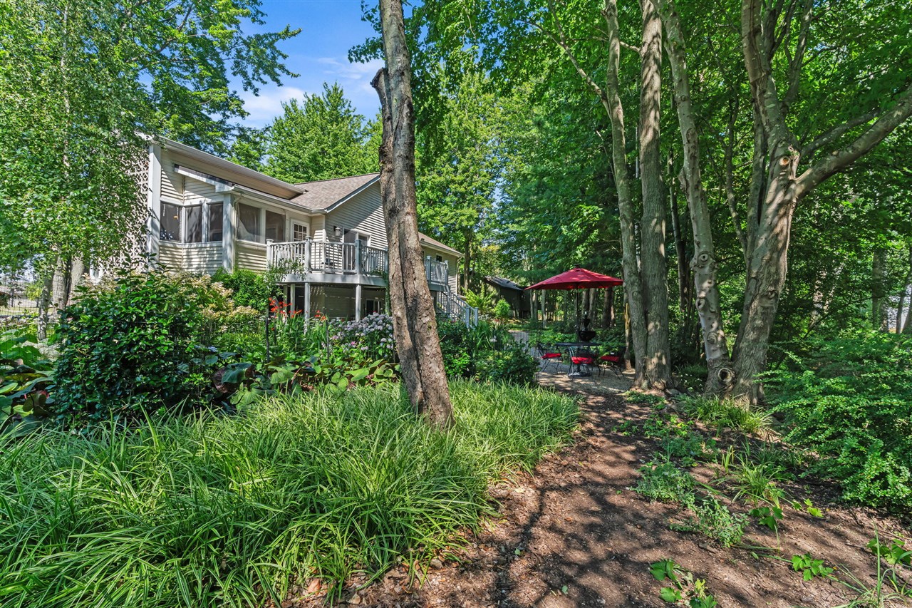 6806 Wiley Road Douglas, MI 49406 - Photo 8 of 88 Gallery Image 8