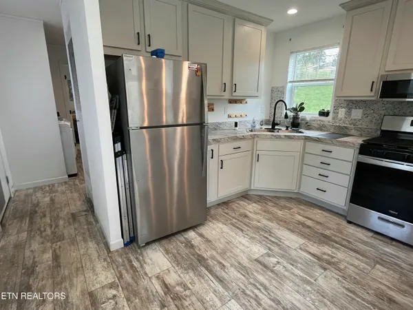 $229,900 | 7603 Thorngrove Pike, Knoxville, TN 37914