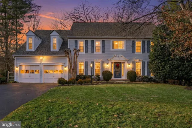 $1,050,000 | 15456 Waters Creek Drive, Centreville, VA 20120
