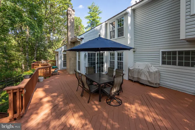 $1,050,000 | 15456 Waters Creek Drive, Centreville, VA 20120