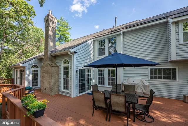 $1,050,000 | 15456 Waters Creek Drive, Centreville, VA 20120