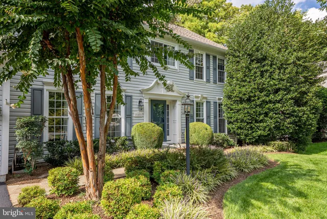 $1,050,000 | 15456 Waters Creek Drive, Centreville, VA 20120