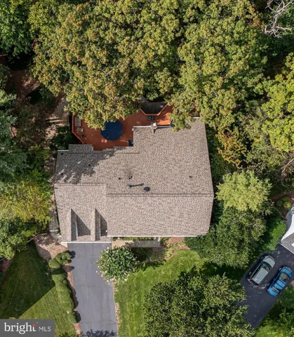 $1,050,000 | 15456 Waters Creek Drive, Centreville, VA 20120