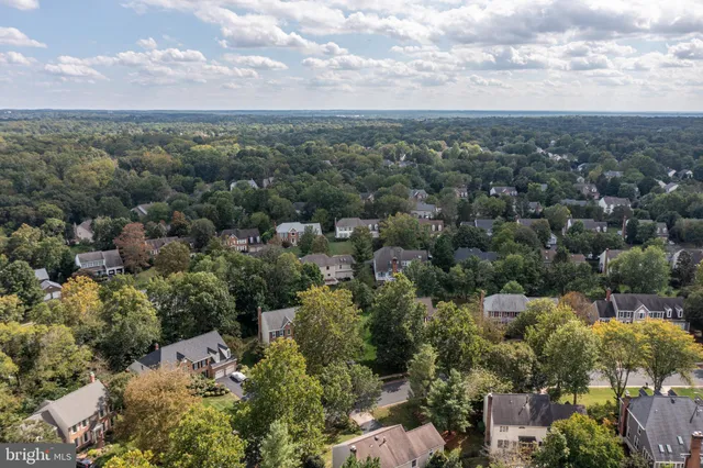 $1,050,000 | 15456 Waters Creek Drive, Centreville, VA 20120