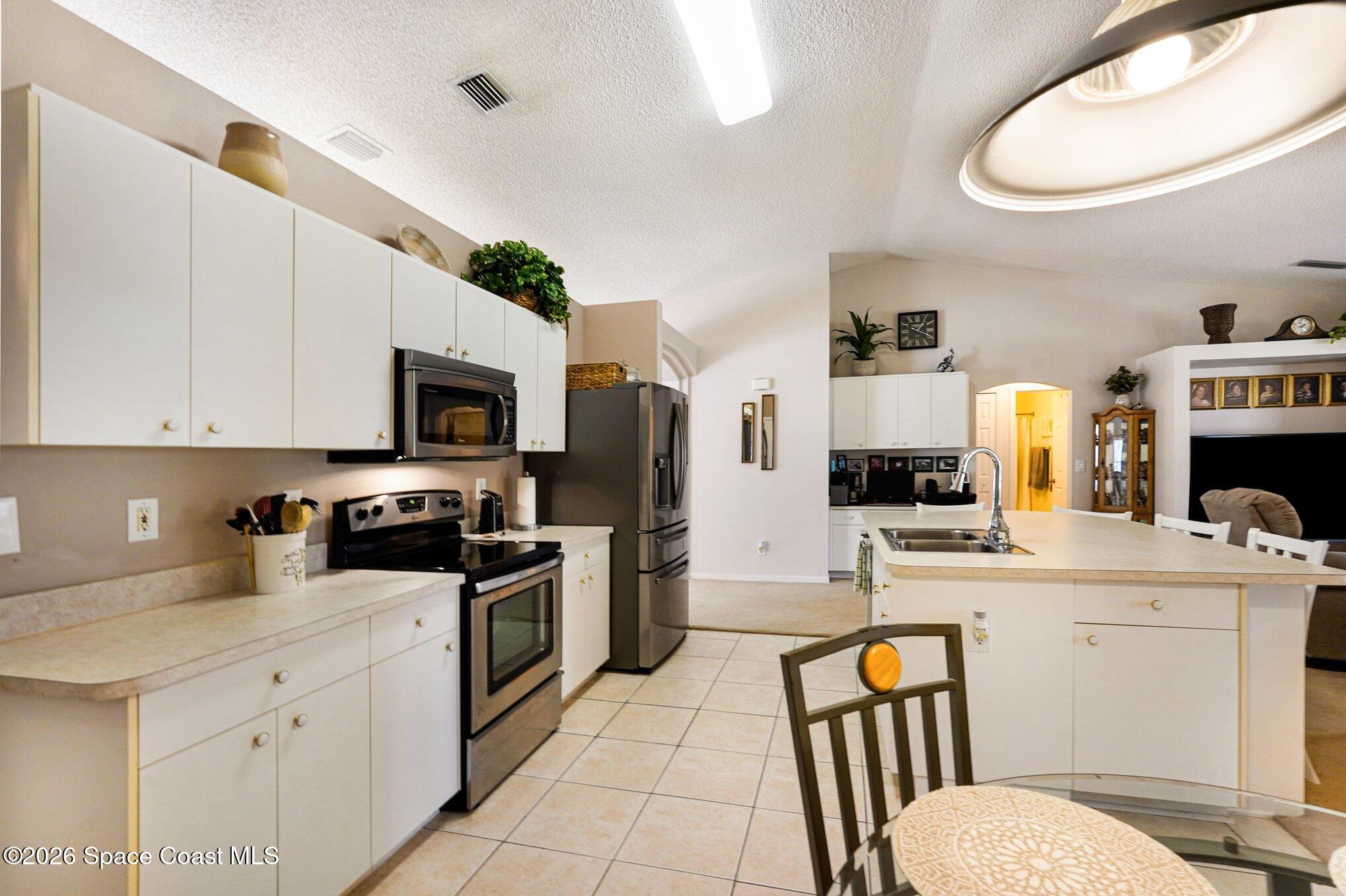 1485 Rila Street Southeast Palm Bay, FL 32909 - Photo 13 of 40 013_file_2456