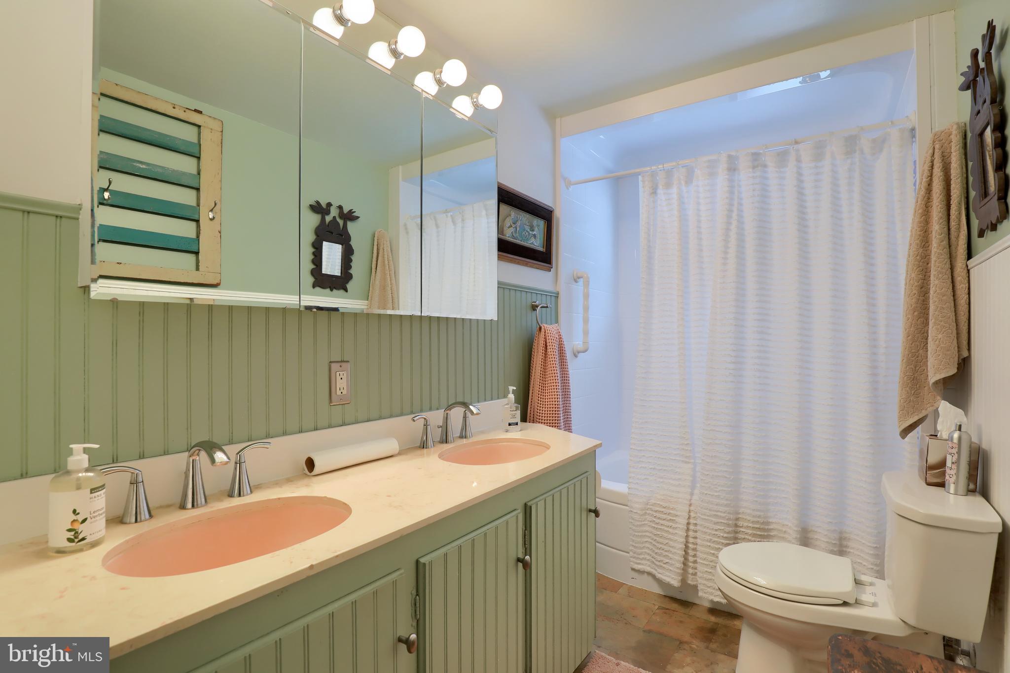 428 South Spruce Street Lititz, PA 17543 - Photo 22 of 46 Gallery Image 22