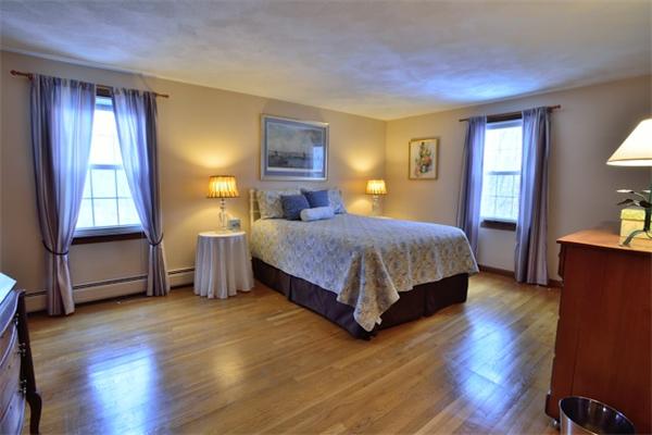 120 Candlestick Road North Andover, MA 01845 - Photo 19 of 24 Gallery Image 19