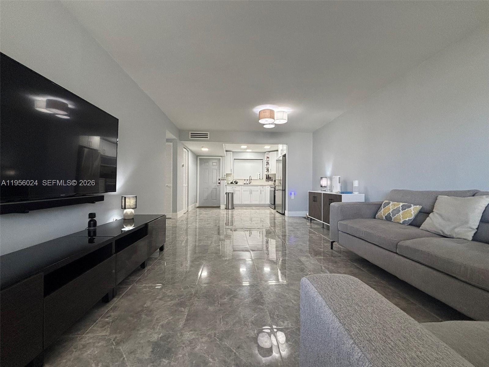 10865 Southwest 112th Avenue, Unit 209 Miami, FL 33176 - Photo 4 of 34