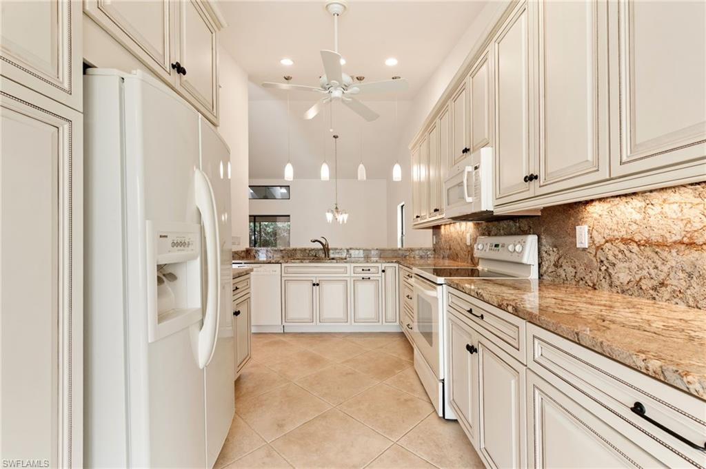 441 Countryside Drive Naples, FL 34104 - Photo 10 of 30
