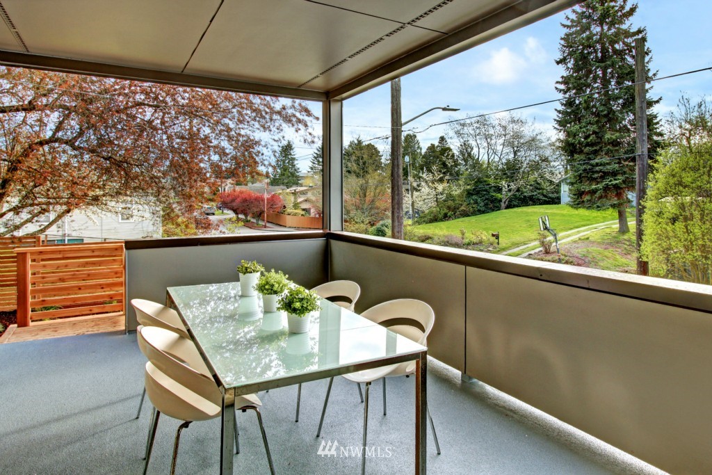 3757 Southwest Webster Street Seattle, WA 98126 - Photo 12 of 25 Gallery Image 12