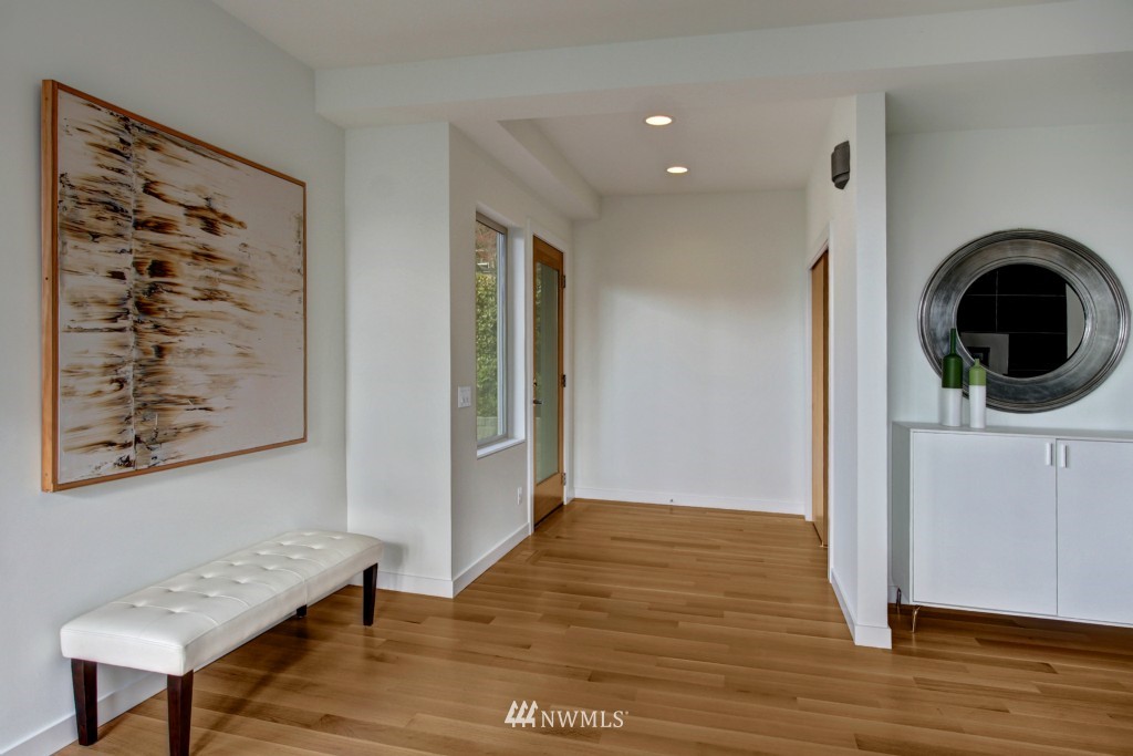 3757 Southwest Webster Street Seattle, WA 98126 - Photo 20 of 25 Gallery Image 20
