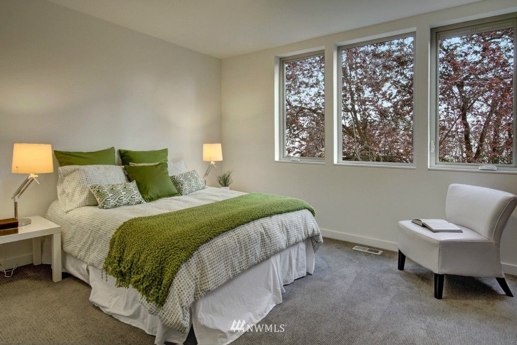 3757 Southwest Webster Street Seattle, WA 98126 - Photo 21 of 25 Gallery Image 21