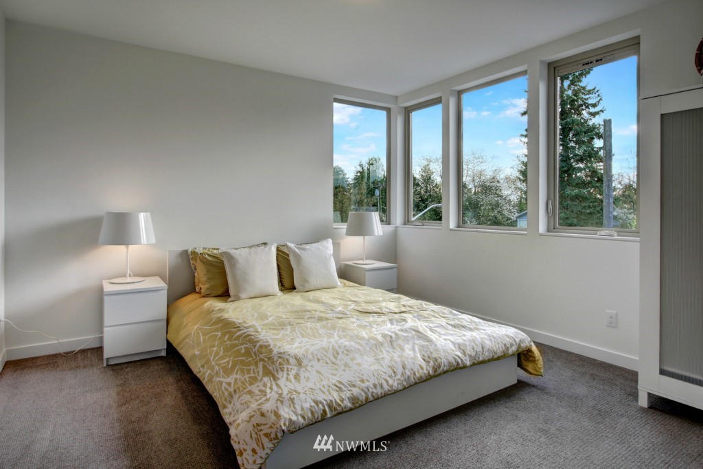 3757 Southwest Webster Street Seattle, WA 98126 - Photo 22 of 25 Gallery Image 22