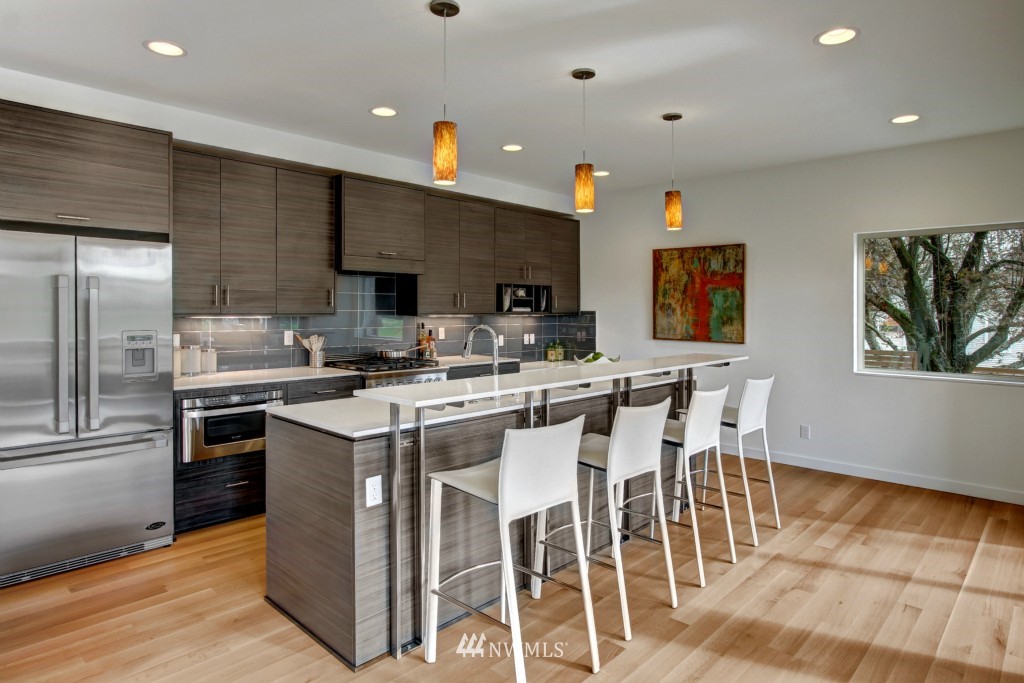 3757 Southwest Webster Street Seattle, WA 98126 - Photo 8 of 25 Gallery Image 8