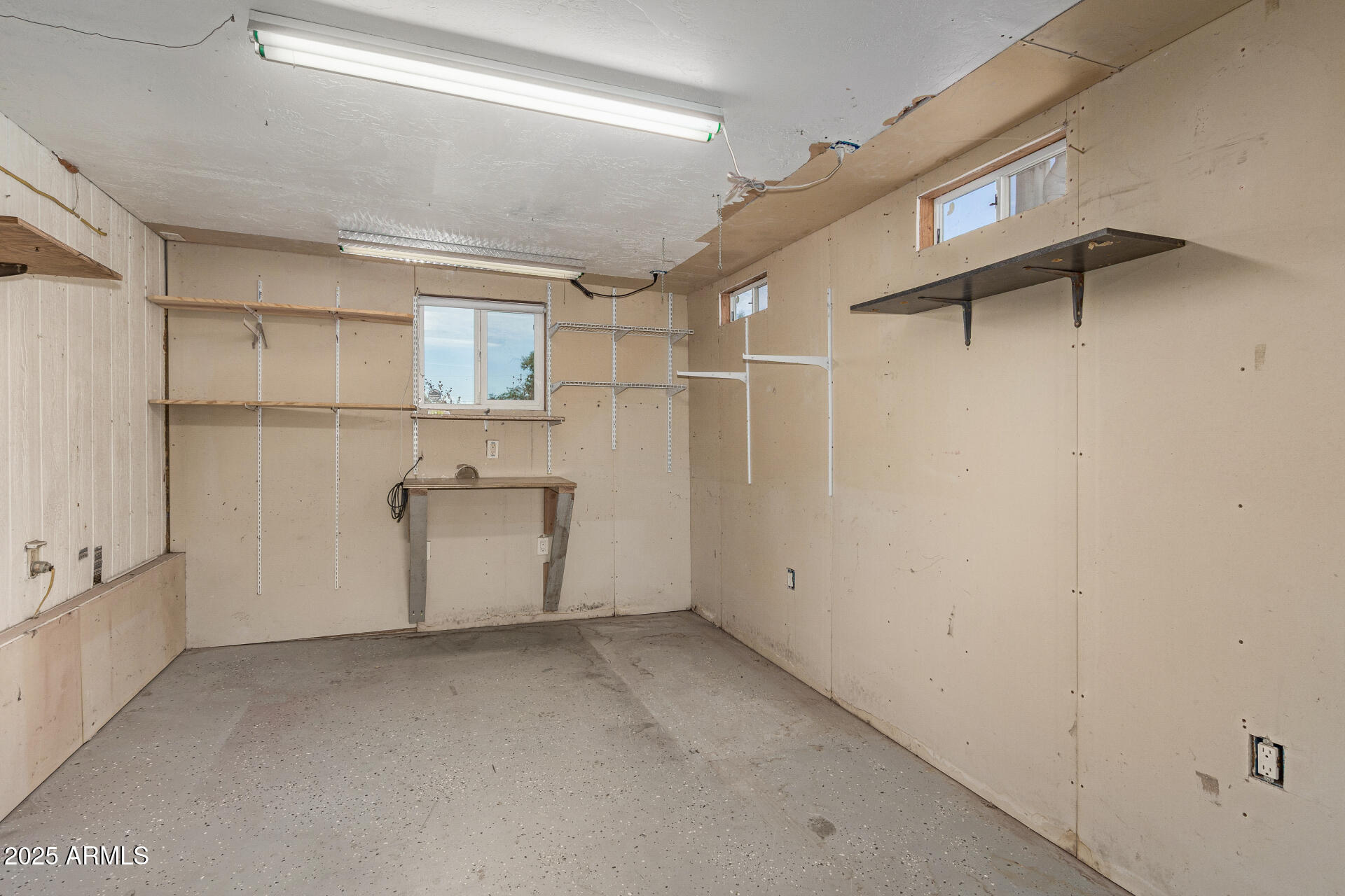 1730 East 21st Avenue Apache Junction, AZ 85119 - Photo 21 of 25 a view of a garage