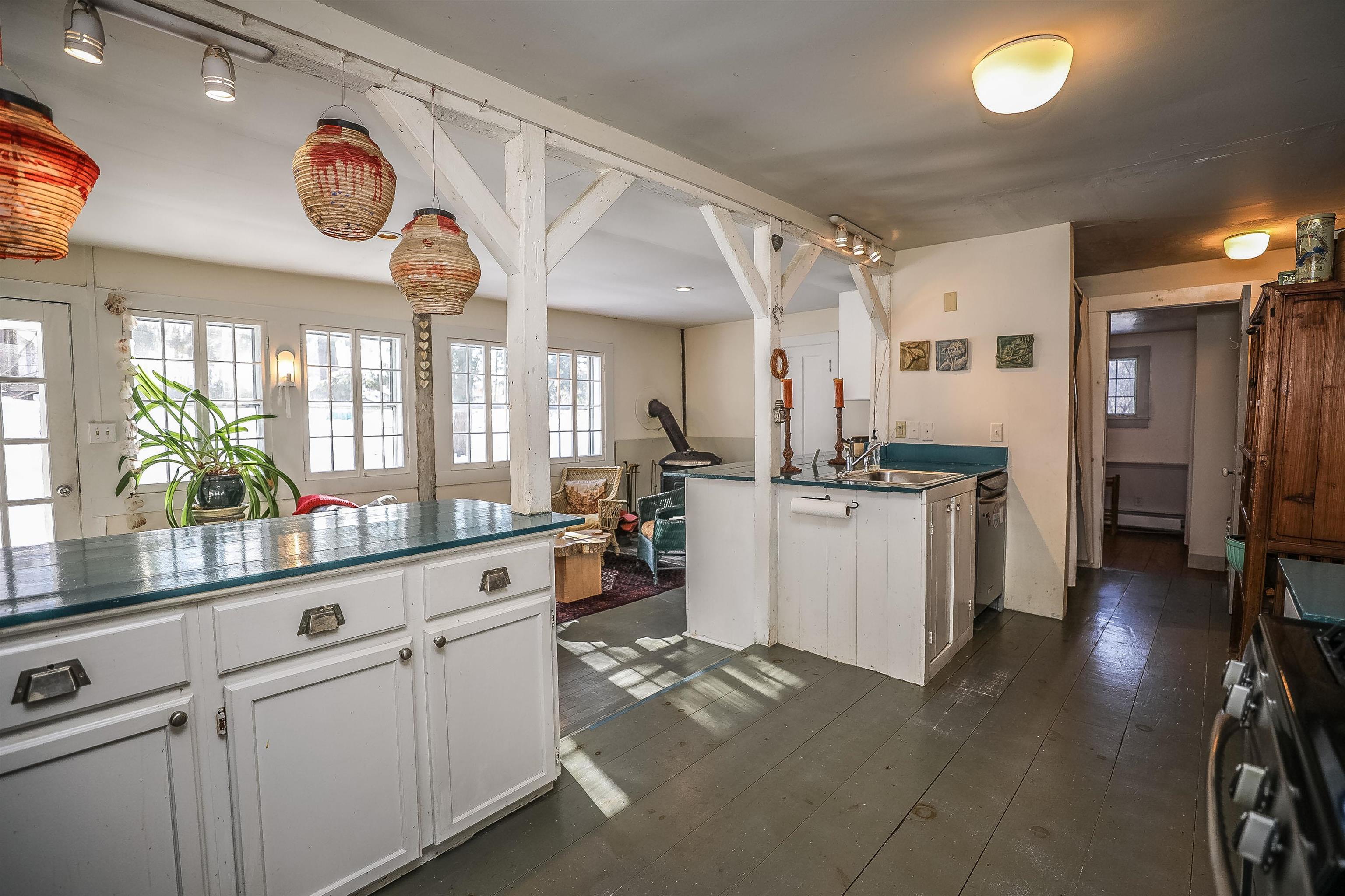 12 Pine Street Peterborough, NH 03458 - Photo 14 of 40