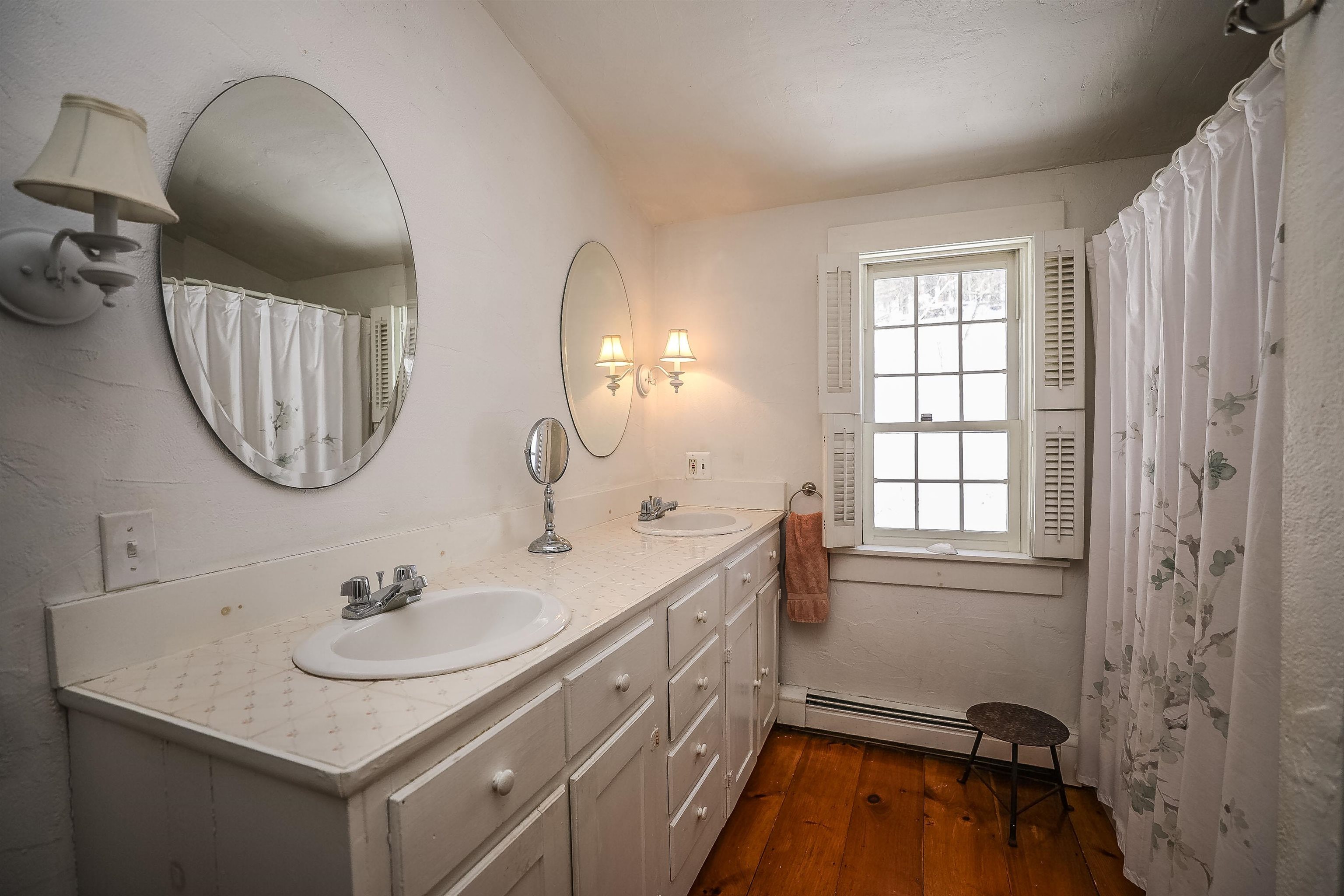 12 Pine Street Peterborough, NH 03458 - Photo 26 of 40