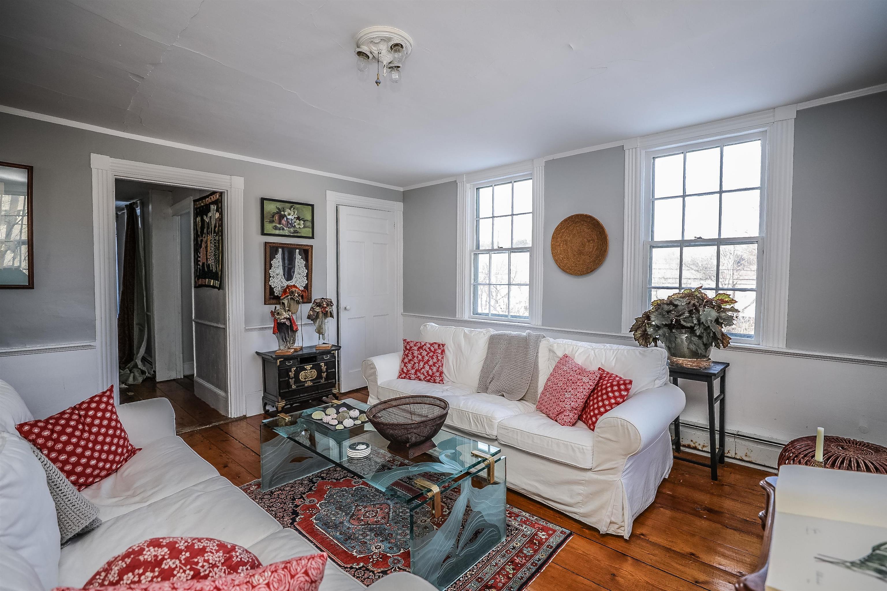 12 Pine Street Peterborough, NH 03458 - Photo 3 of 40