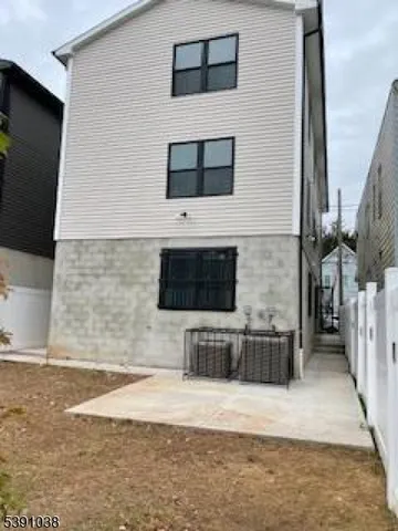 $3,300 | 595 597s18th, Newark, NJ 07103