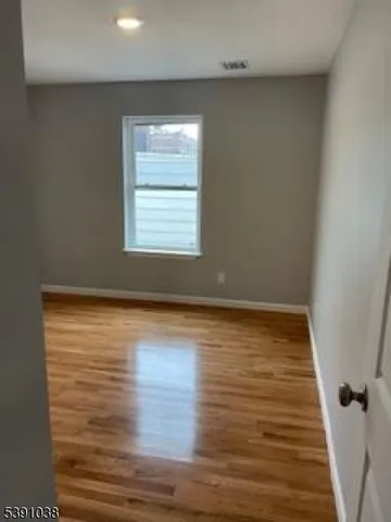 $3,300 | 595 597s18th, Newark, NJ 07103