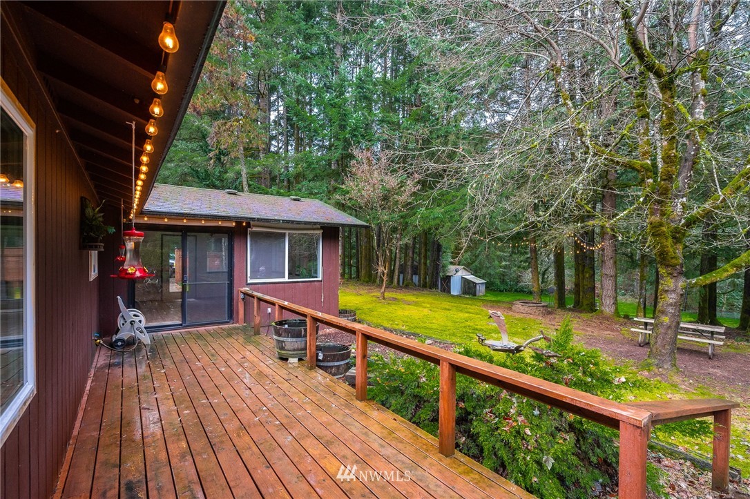 191 Tingle Road Winlock, WA 98596 - Photo 27 of 39 a view of a house with backyard and sitting area