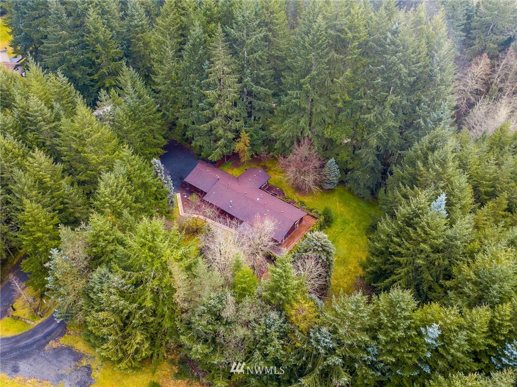 191 Tingle Road Winlock, WA 98596 - Photo 39 of 39 an aerial view of a house with a yard