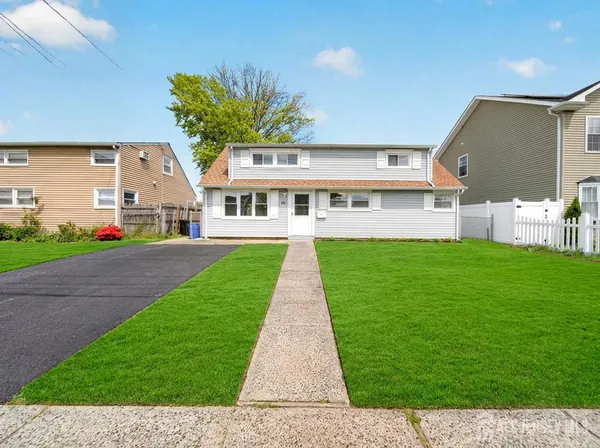 $549,999 | 46 Arthur Avenue, Carteret, NJ 07008