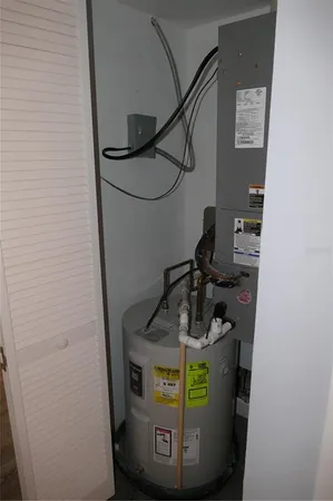 $1,700 | 205 South McMullen Booth Road, Unit 203, Clearwater, FL 33759