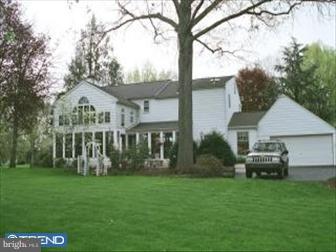 1926 Brandon Road Jeffersonville, PA 19403 - Photo 2 of 6 Exterior Back