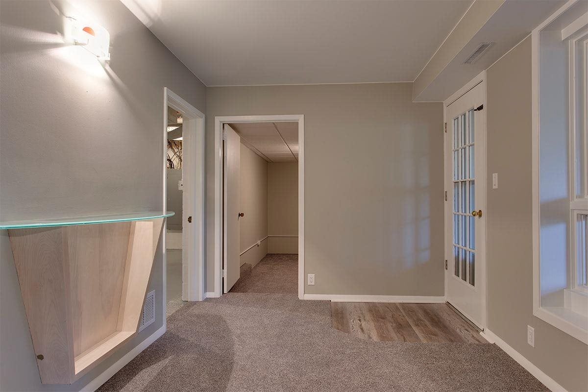 8140 Buck Ridge Road Cedar Falls, IA 50613 - Photo 26 of 27 Gallery Image 26