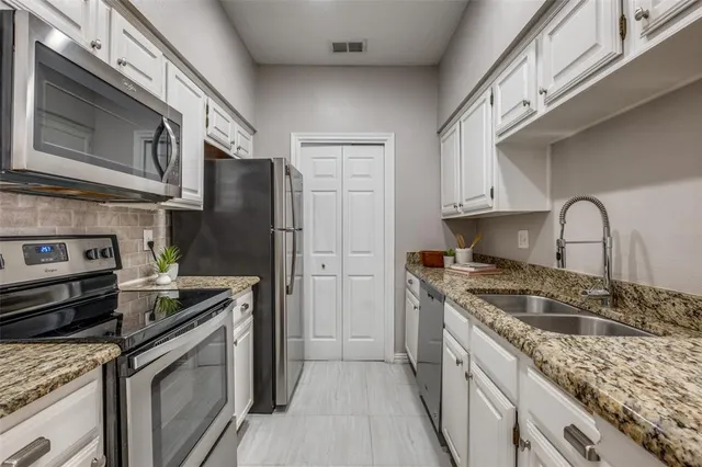 $250,000 | 14400 Montfort Drive, Unit 1405, Dallas, TX 75254