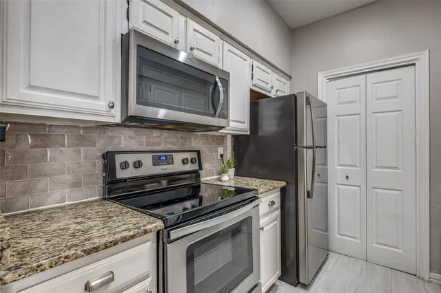 $250,000 | 14400 Montfort Drive, Unit 1405, Dallas, TX 75254