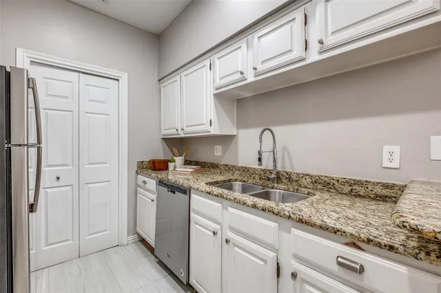 $250,000 | 14400 Montfort Drive, Unit 1405, Dallas, TX 75254