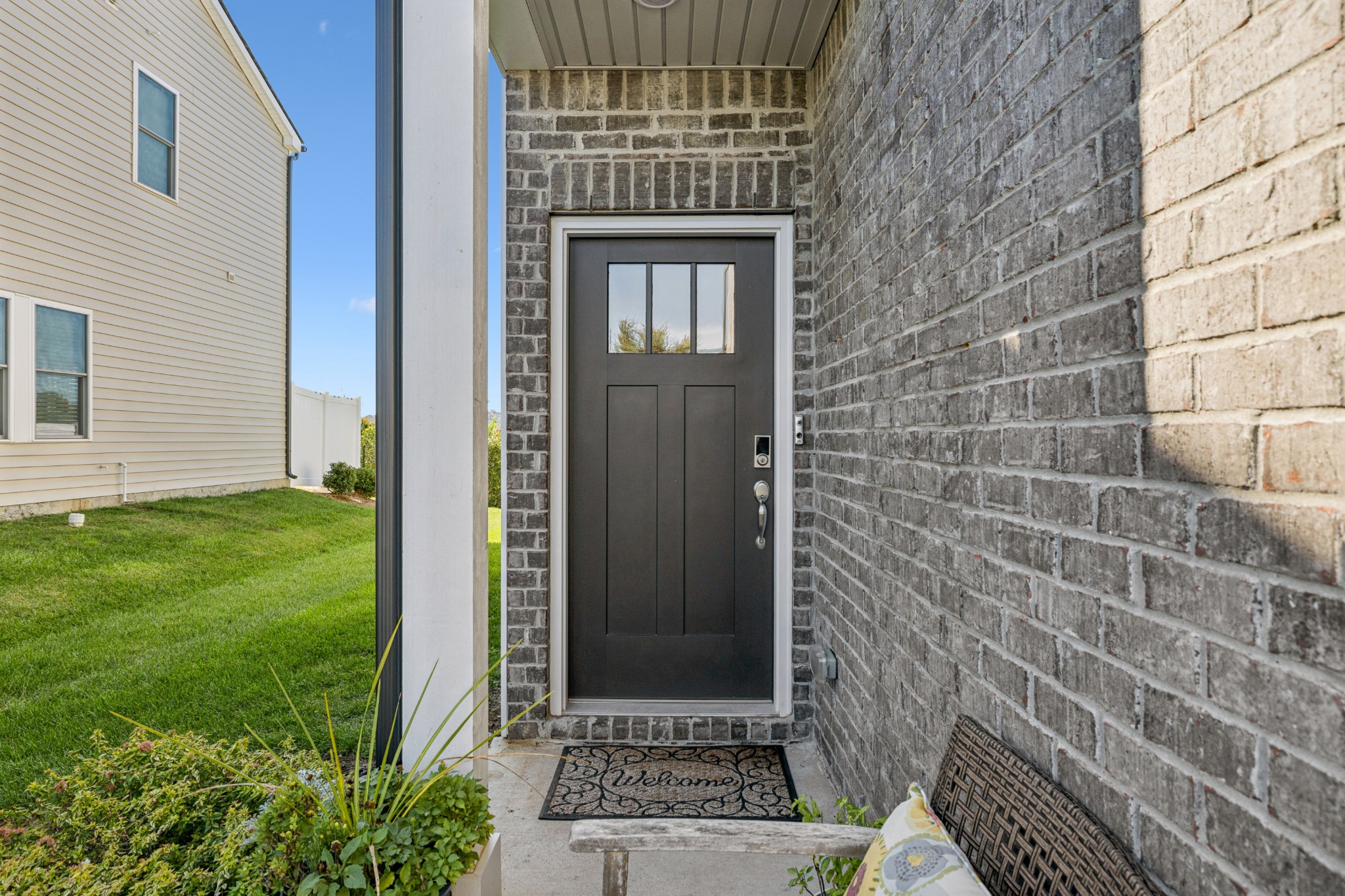 359 Coleman Court Columbia, TN 38401 - Photo 3 of 24 a view of front door of house