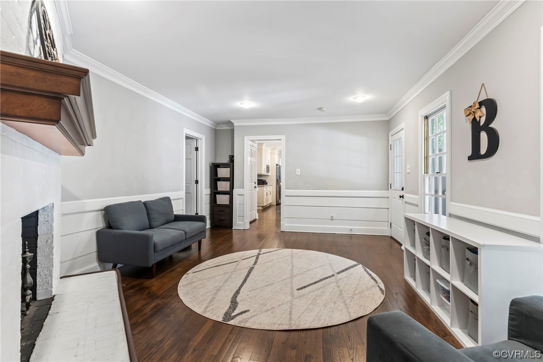 2320 Dorking Road North Chesterfield, VA 23236 - Photo 11 of 42 a living room with furniture and a table