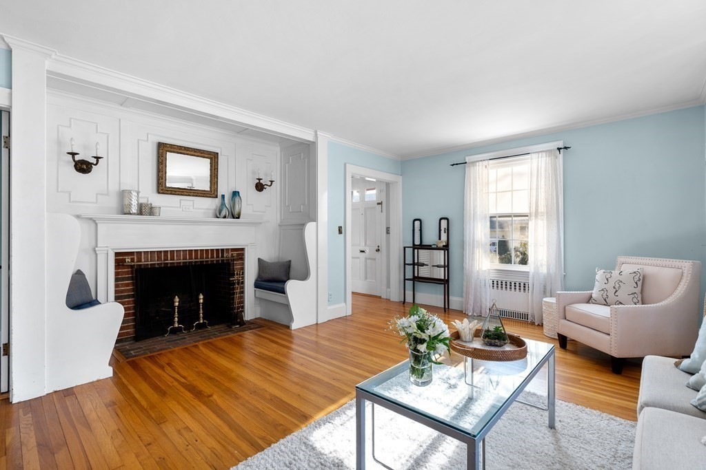 27 Pickwick Road Marblehead, MA 01945 - Photo 3 of 28