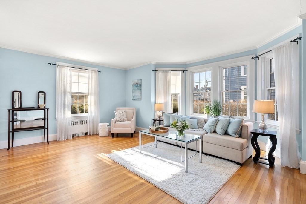 27 Pickwick Road Marblehead, MA 01945 - Photo 4 of 28