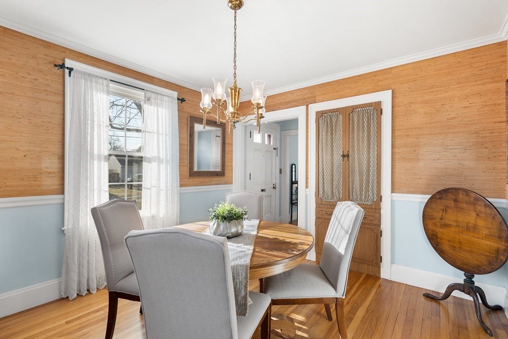 27 Pickwick Road Marblehead, MA 01945 - Photo 6 of 28
