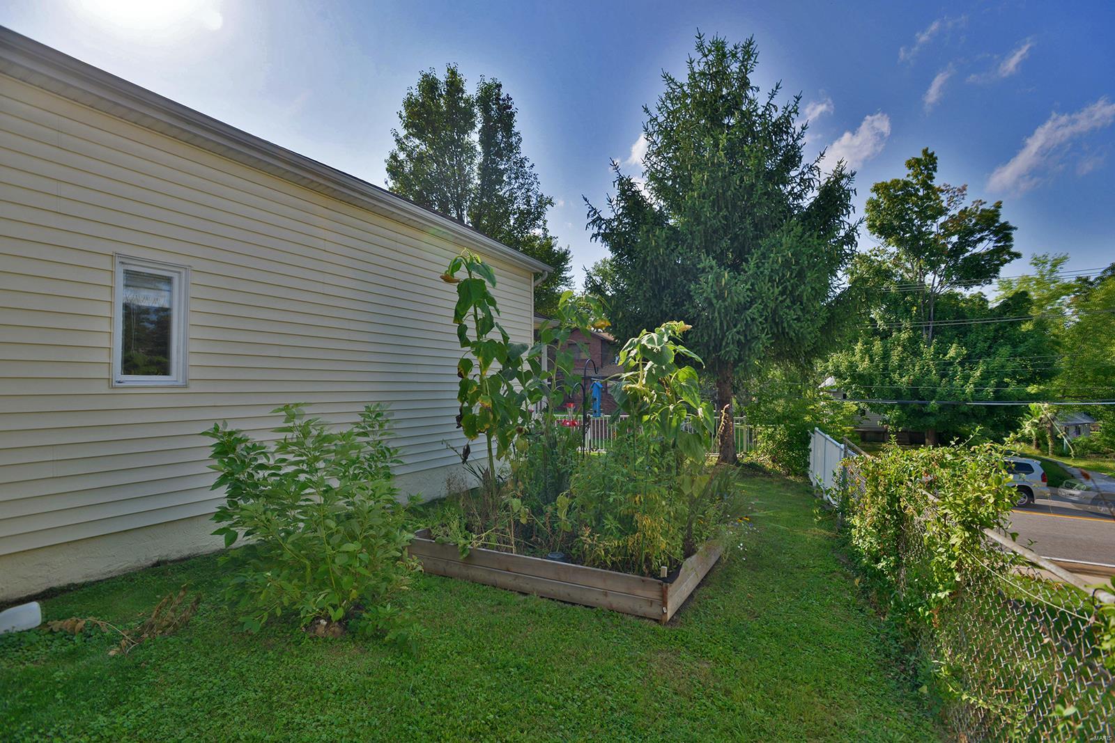 9714 Big Bend Road St. Louis, MO 63122 - Photo 34 of 39 Gallery Image 34