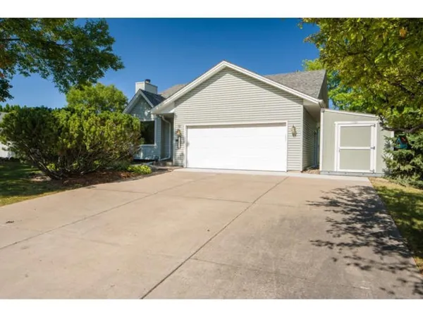 $3,300 | 13530 87th Avenue North, Maple Grove, MN 55369